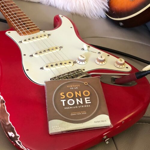 Whitfill 2017 Strat Dakota Red